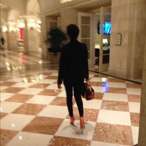 Meet your Posher, Lulu M